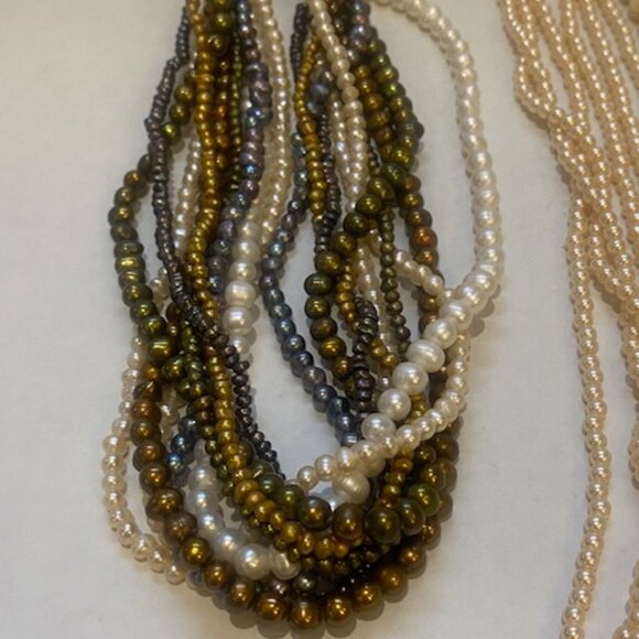 Vintage Faux Pearl necklace Lot. Fashion. 5 necklaces - Picture 5 of 6